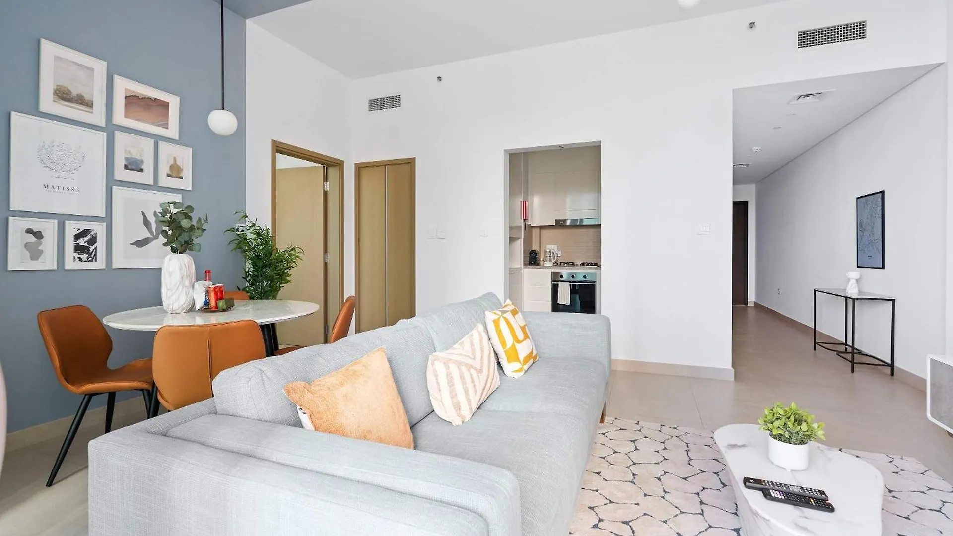 Silkhaus Modern 1Bdr In Downtown With Balcony, Pool, Gym Apartment Dubai 0*,
